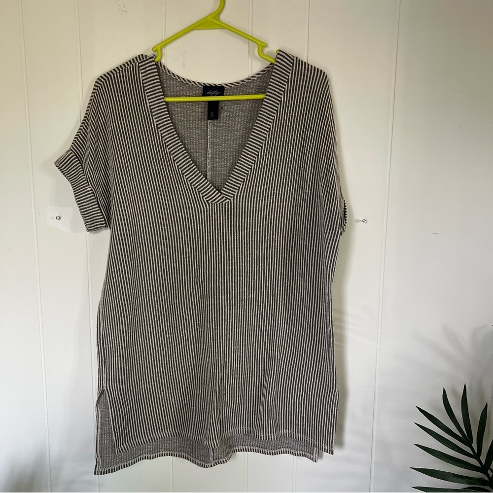 Daytrip Monochrome Striped V-Neck Tee